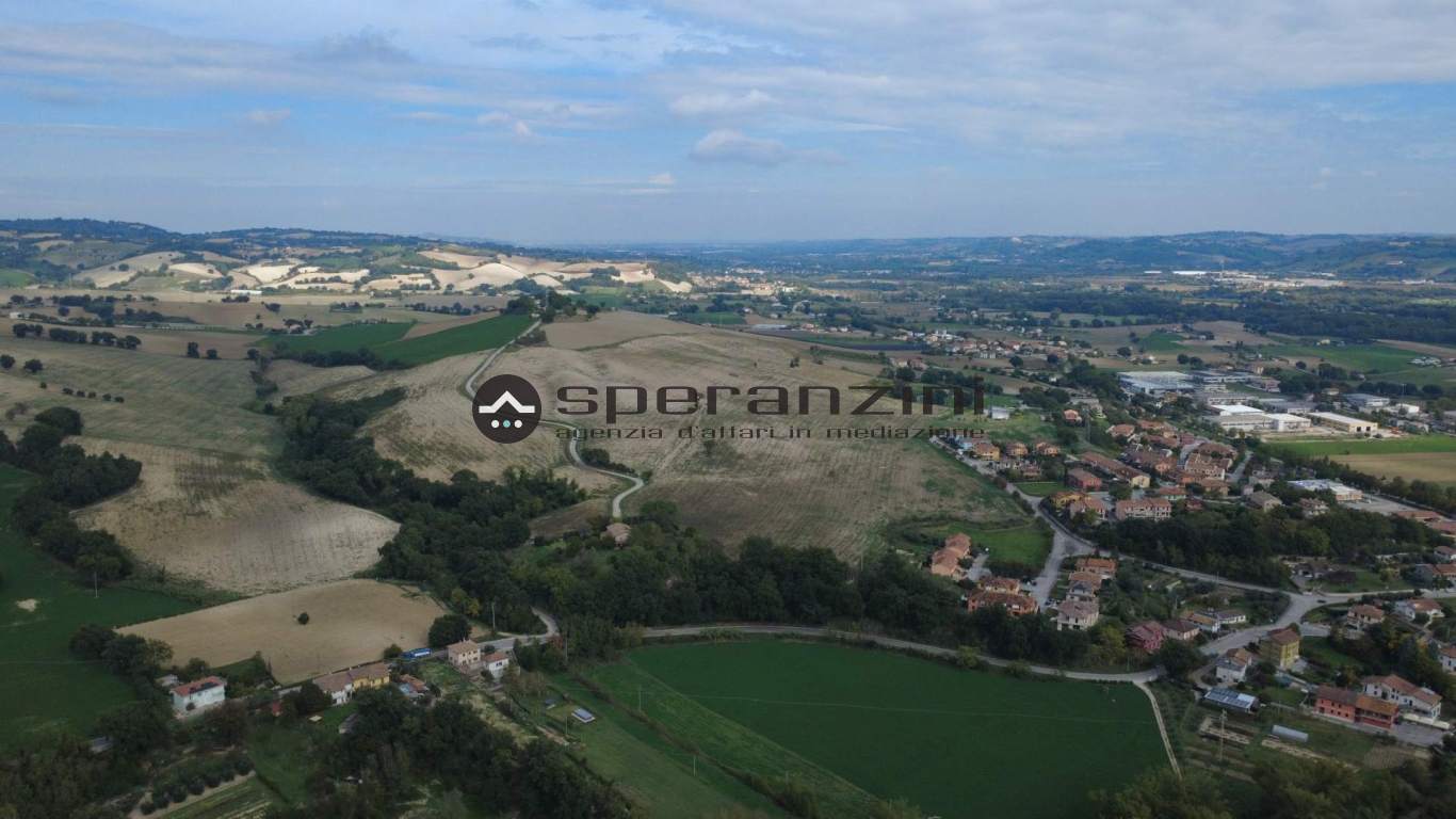 - Fossombrone, rustico-casolare-cascina di 300,00mq in vendita - Rif. RV2339