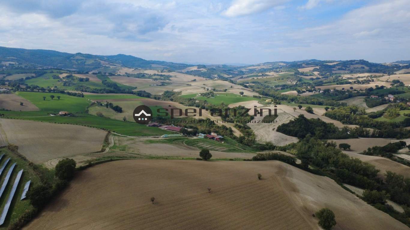 - Fossombrone, rustico-casolare-cascina di 300,00mq in vendita - Rif. RV2339