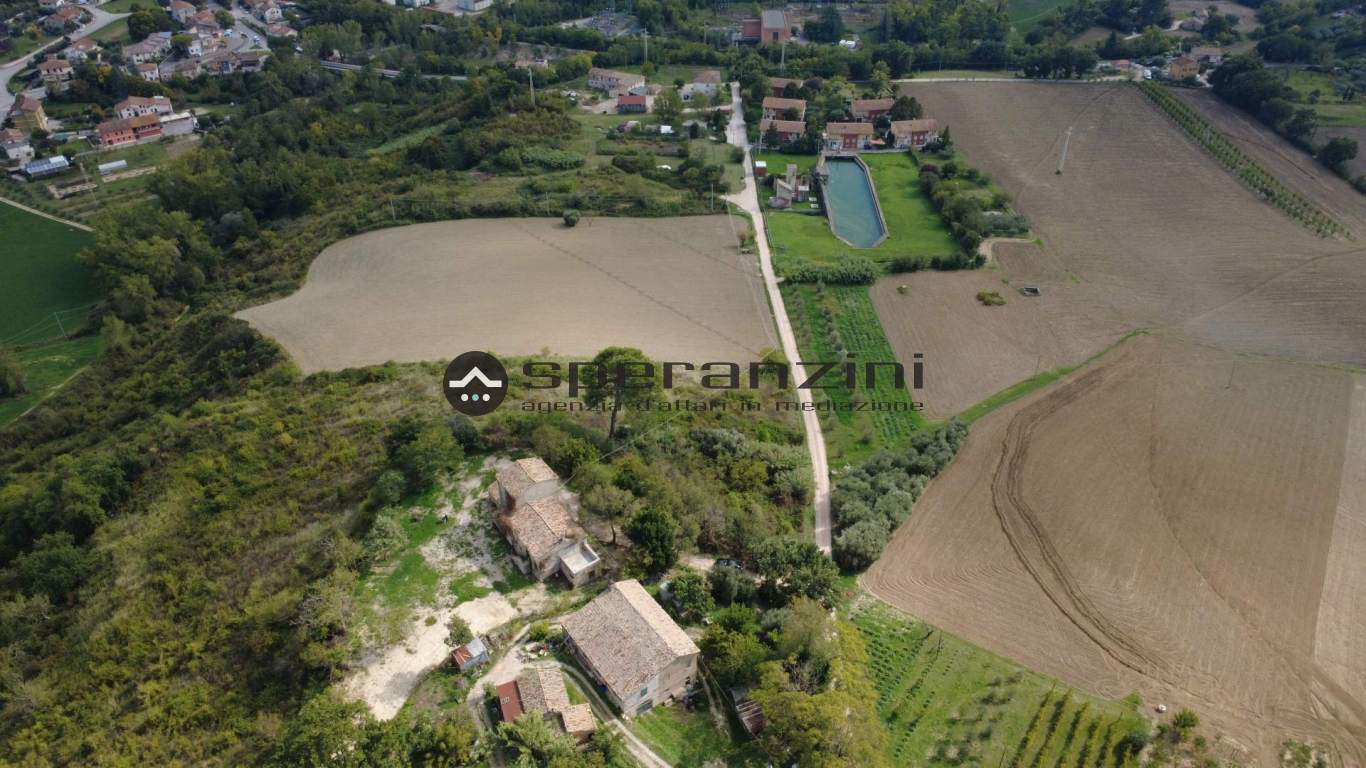 - Fossombrone, rustico-casolare-cascina di 300,00mq in vendita - Rif. RV2339