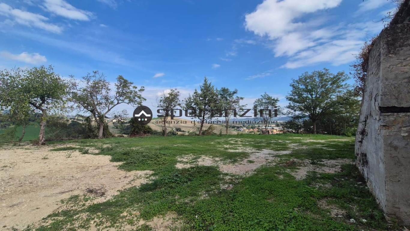 - Fossombrone, rustico-casolare-cascina di 300,00mq in vendita - Rif. RV2339