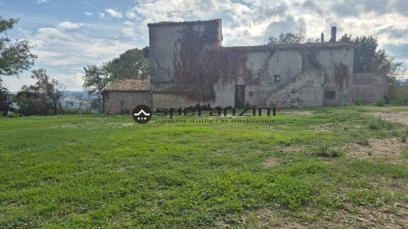 - Fossombrone, rustico-casolare-cascina di 300,00mq in vendita - Rif. RV2339