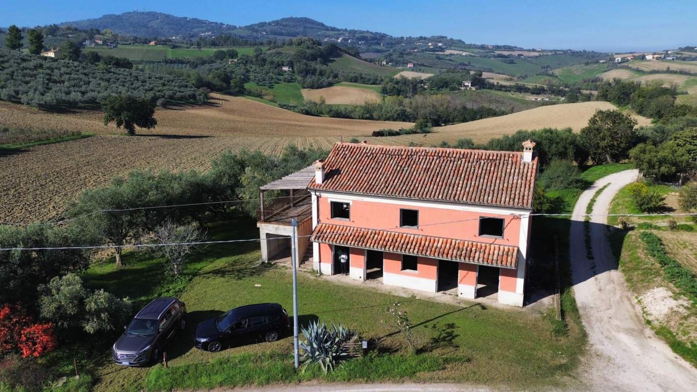 - Cartoceto, unifamiliare casa singola di 264,00mq in vendita - Rif. RV2140