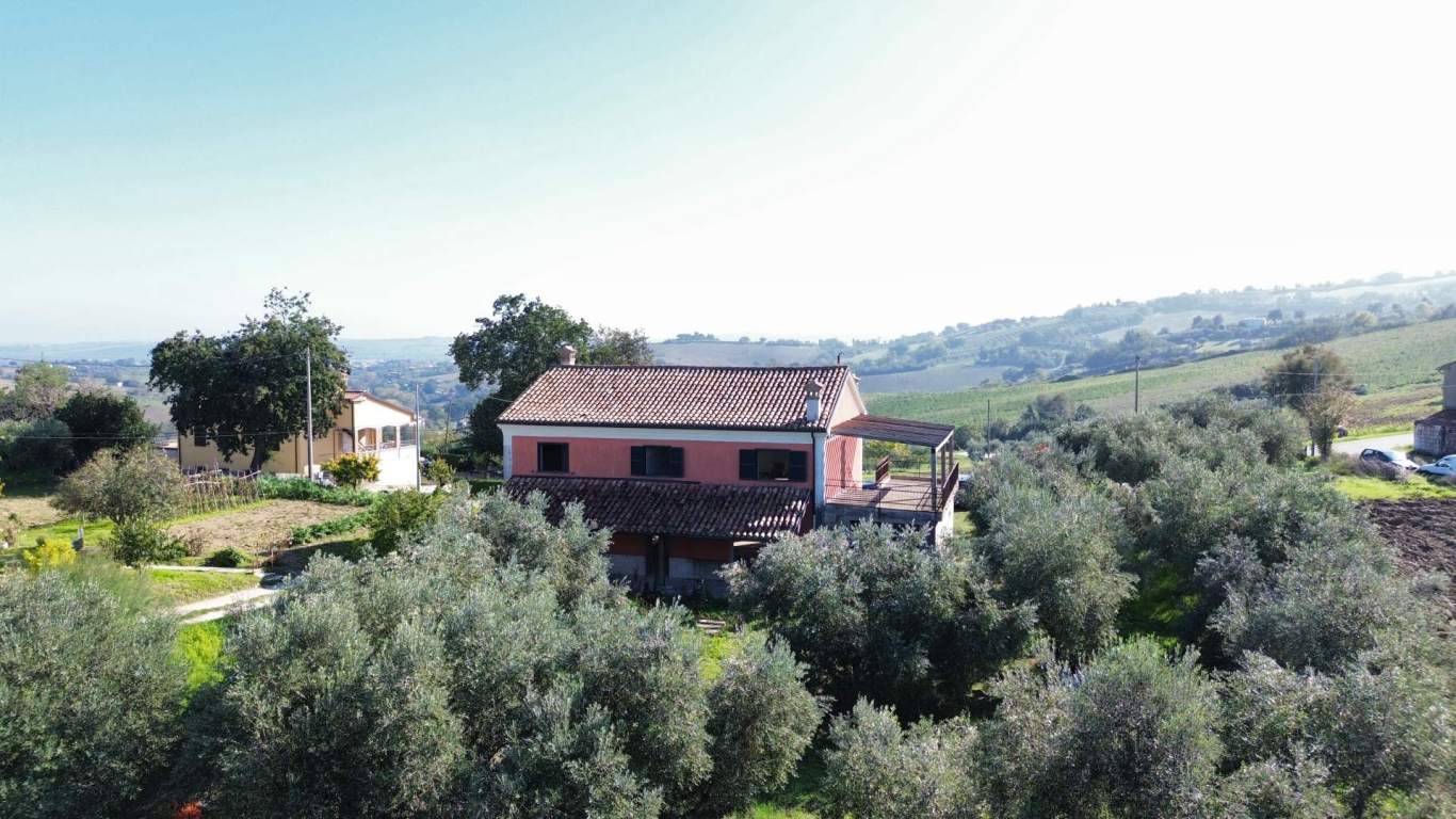 - Cartoceto, unifamiliare casa singola di 264,00mq in vendita - Rif. RV2140