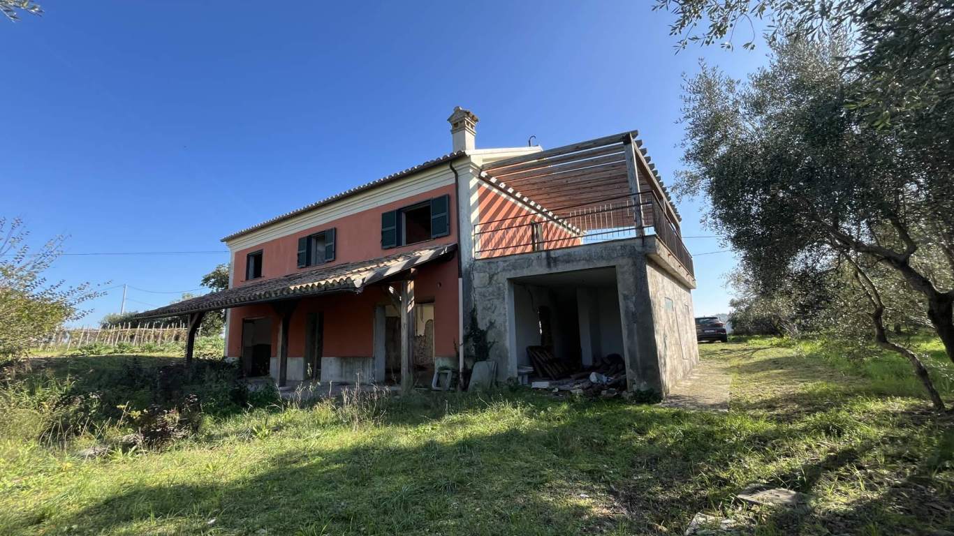 - Cartoceto, unifamiliare casa singola di 264,00mq in vendita - Rif. RV2140