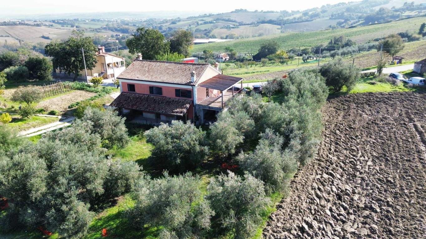 - Cartoceto, unifamiliare casa singola di 264,00mq in vendita - Rif. RV2140