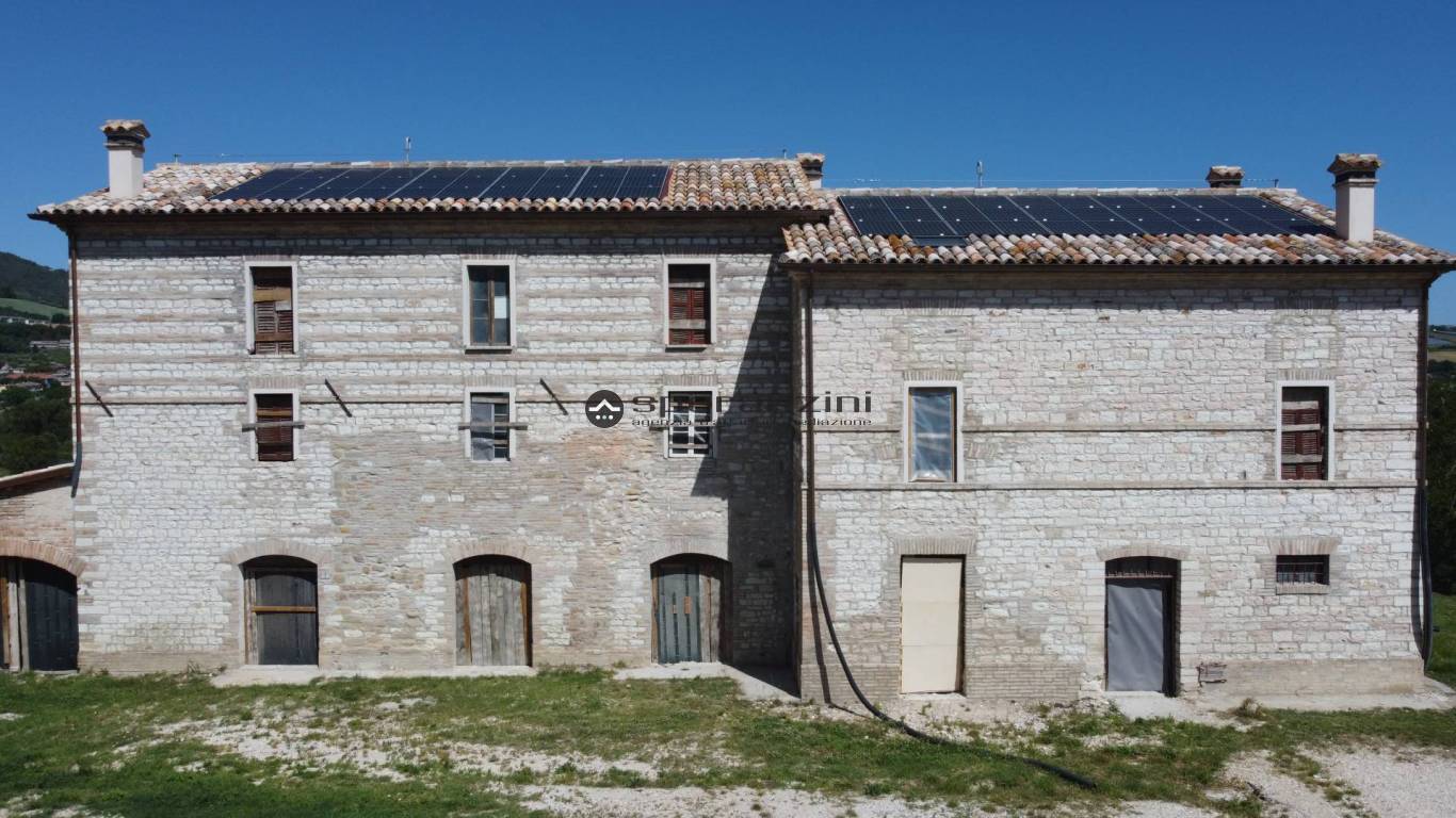 casale - Fossombrone, rustico-casolare-cascina di 638,00mq in vendita - Rif. RV2096