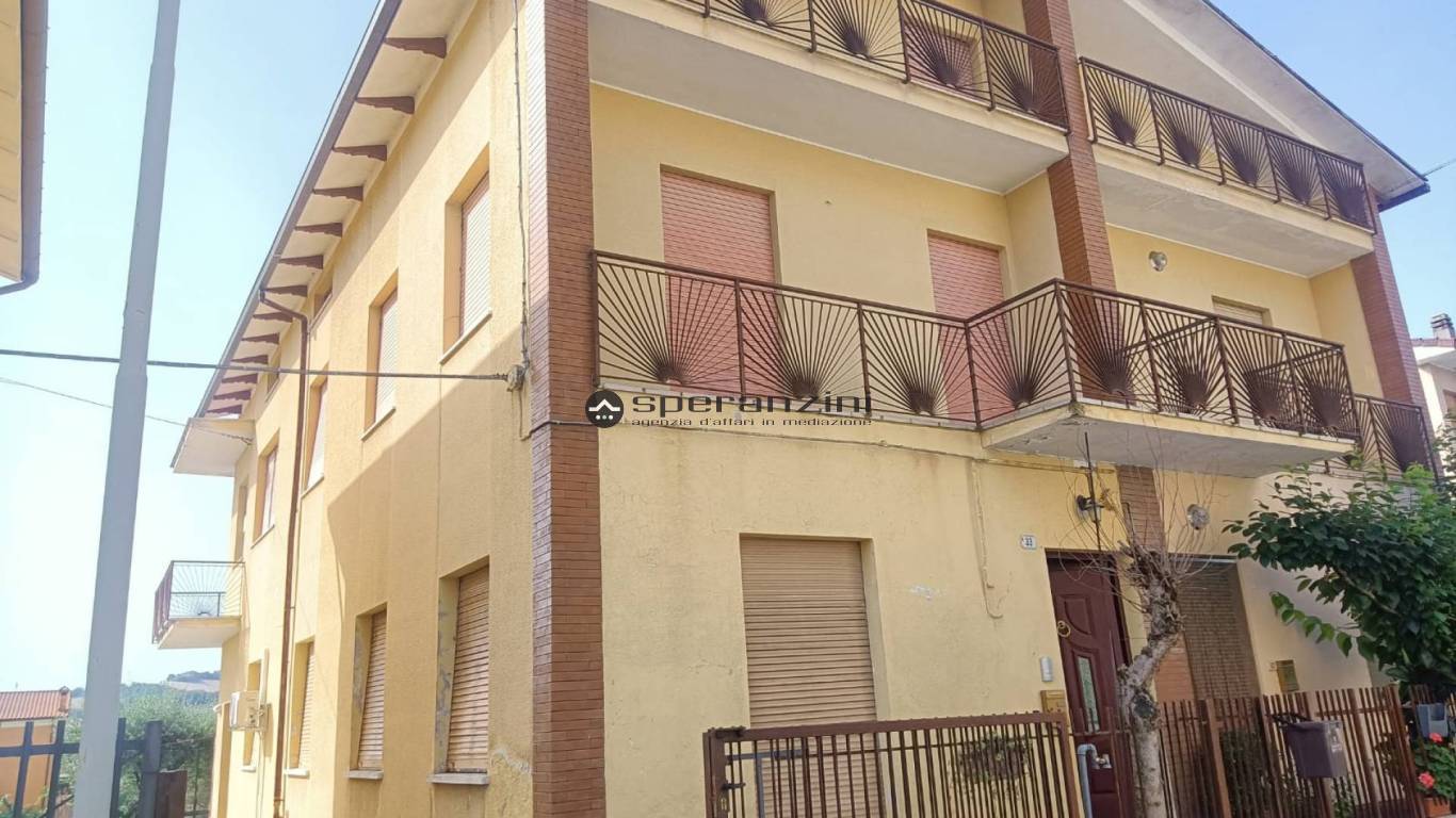 casa - Fossombrone, casa di fila di 298,00mq in vendita - Rif. RV2103