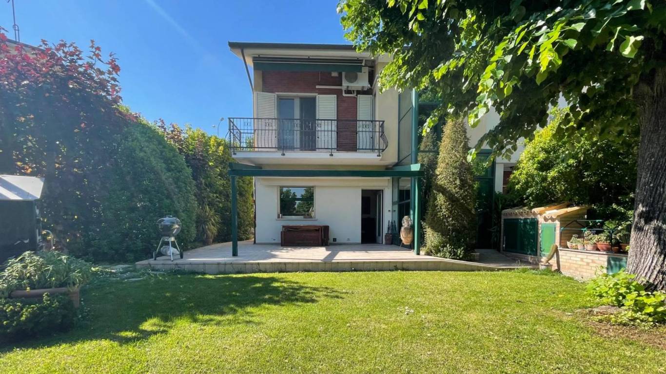 esterno casa