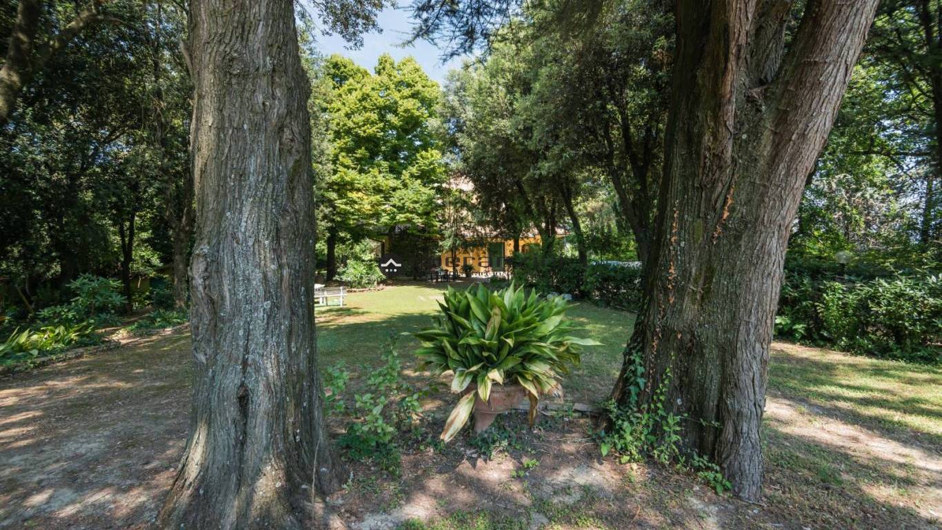 parco - Fano, zona prelato - unifamiliare villa di 570,00mq in vendita - Rif. RV1990