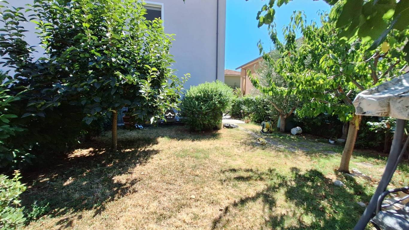 giardino - Fano, zona vallato - bifamiliare di 303,00mq in vendita - Rif. RV2112