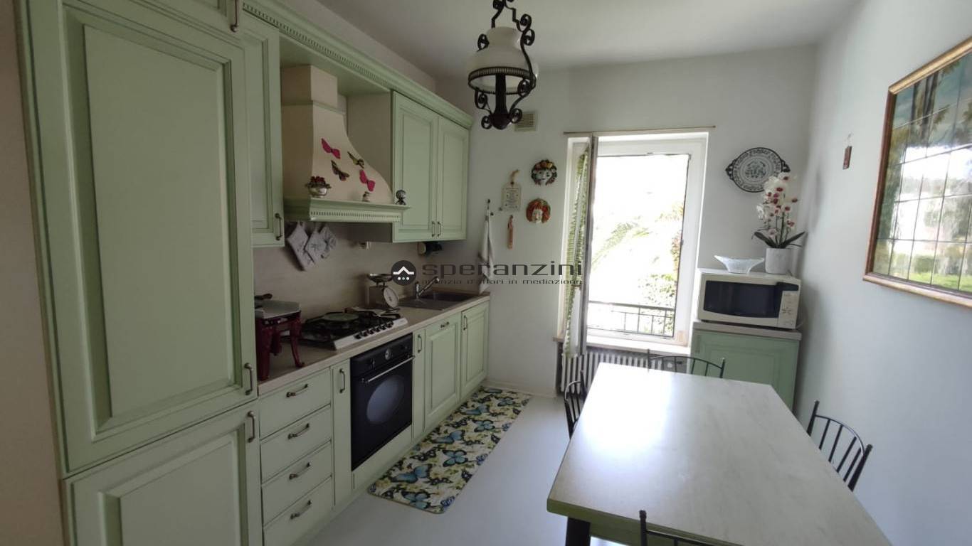 cucina - Fano, zona gimarra - unifamiliare villa di 480,00mq in vendita - Rif. RV1970