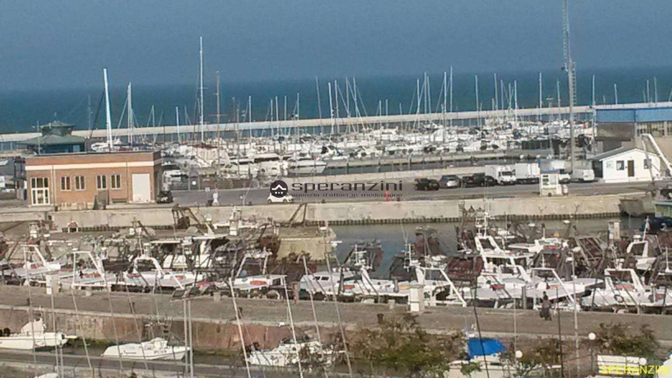 foto generiche - Fano, zona mare - lido - garage-box auto-posto auto di 19,00mq in vendita - Rif. RV2097