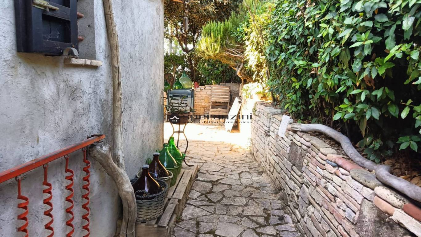 casa - Fano, zona fenile - schiera di testa di 120,00mq in vendita - Rif. RV2139