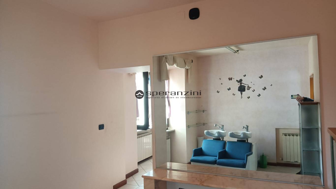 immobile - Fossombrone, appartamento di 90,00mq in vendita - Rif. RV2012