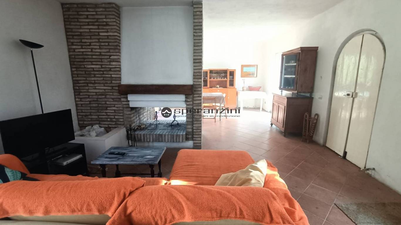 foto interne - Isola del piano, rustico-casolare-cascina di 180,00mq in vendita - Rif. RV2101