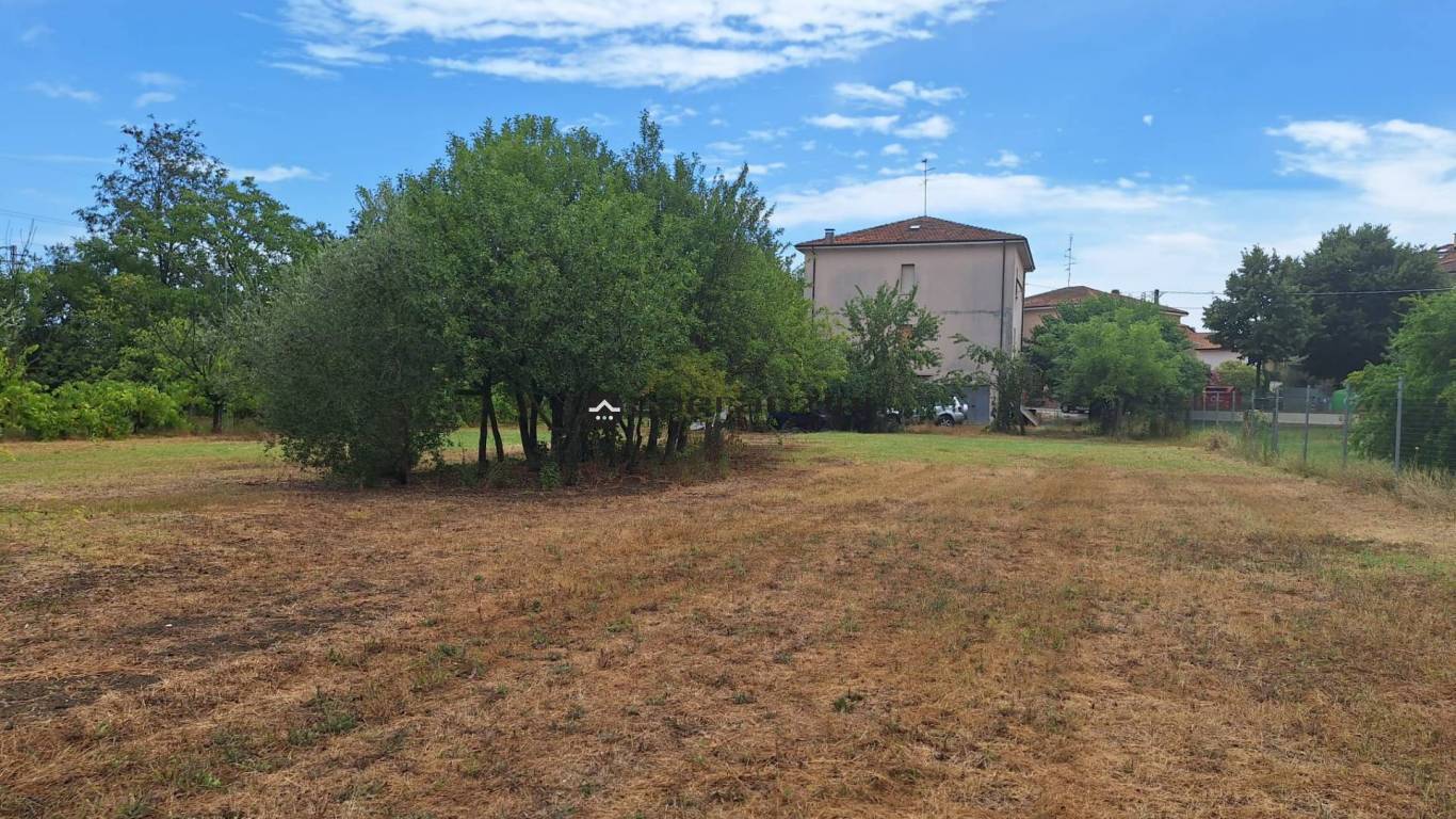 TERRENO - Fano, zona centinarola - bifamiliare di 440,00mq in vendita - Rif. RV2111