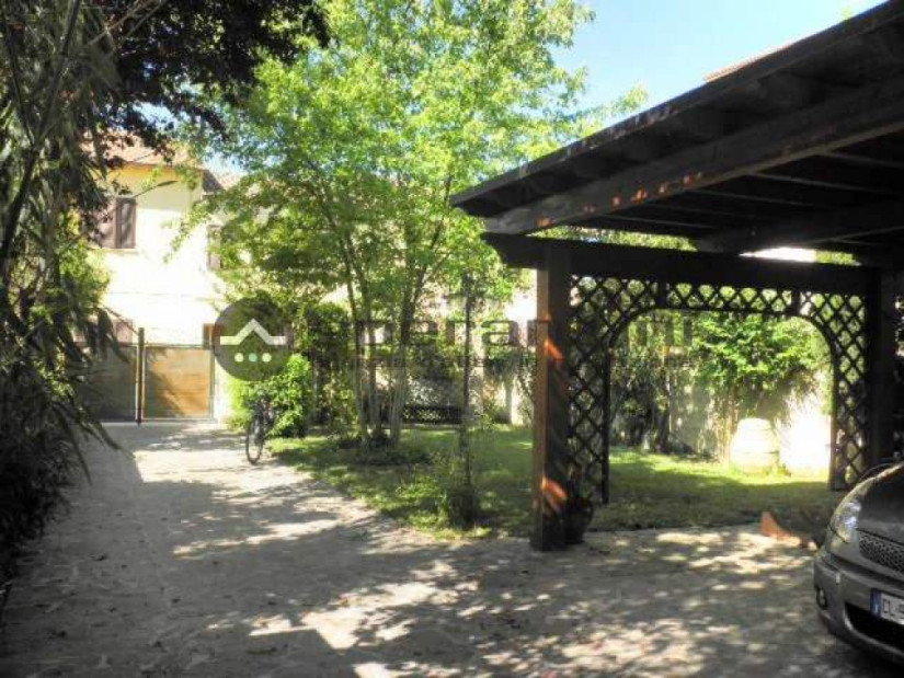 cortile - Fano, zona belgatto - unifamiliare casa singola di 380,00mq in vendita - Rif. RV440
