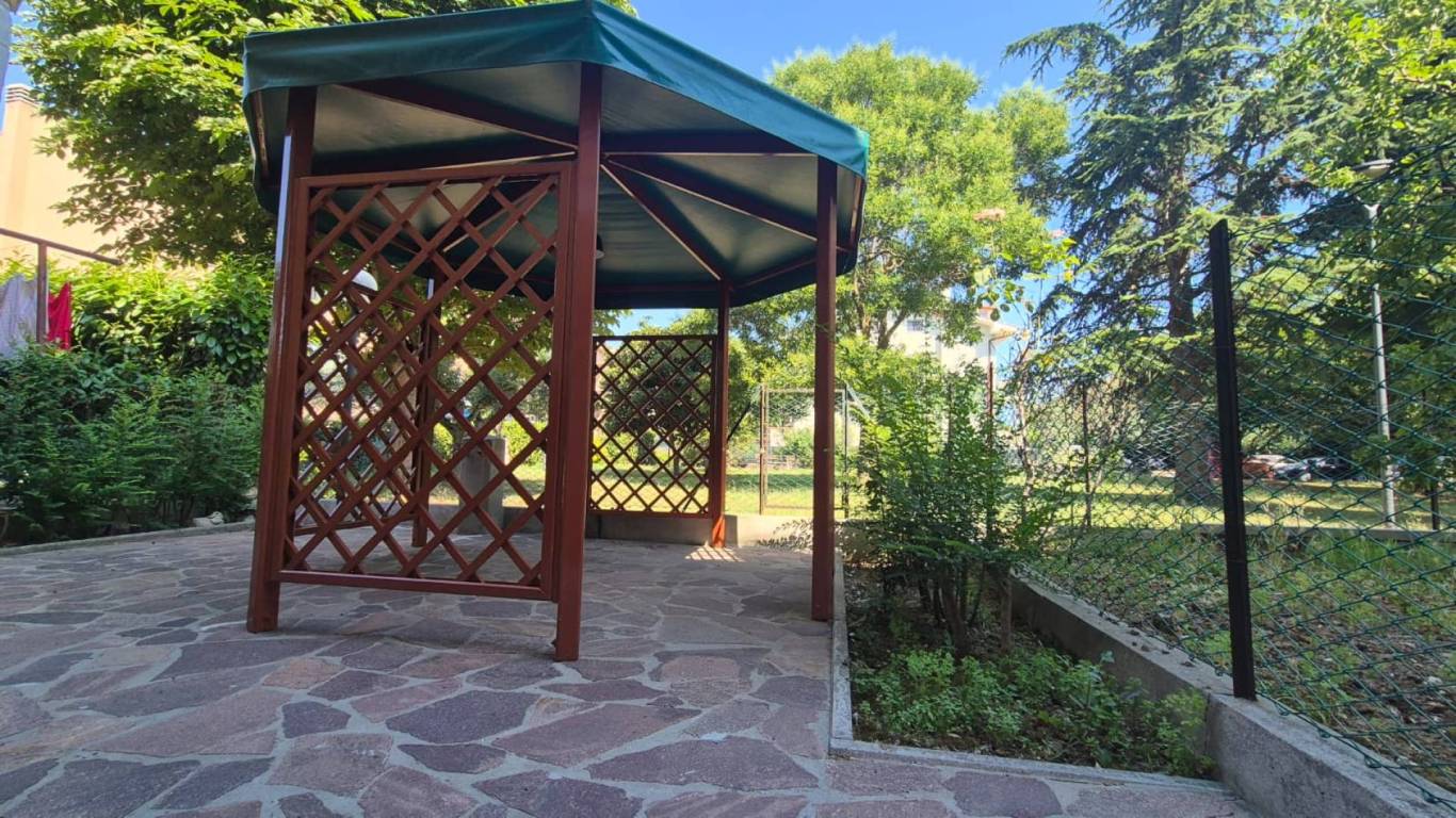 GAZEBO
